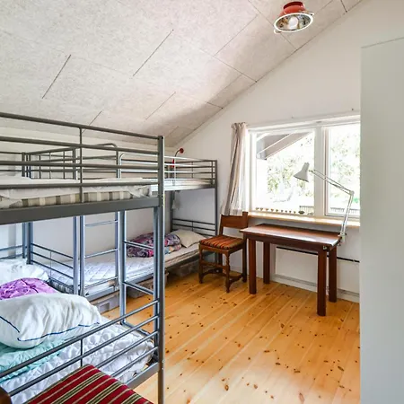 3 Bedroom Gorgeous In Holiday home